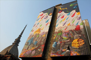 Murales-facciata-Palazzo-Nuovo-Torino-4-300x200 In Piemonte, con la laurea è più semplice trovare lavoro