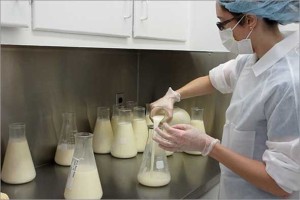 Banca-del-latte-materno-300x200 Donazione di latte umano per salvare la vita ai prematuri