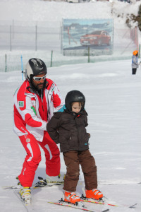 Freewhite-Paideia-Sci-200x300 Corso gratuito di sci per bimbi disabili al Sestriere