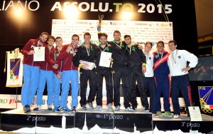 Podio-sciabola-maschile-squadra-TORINO-300x188 Scherma, Assoluti di Torino: tutti i risultati dell'edizione appena conclusa