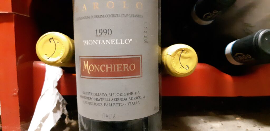 monchiero2-1024x498 In viaggio con i vignaioli indipendenti del Piemonte, Monchiero e il Barolo delle Rocche