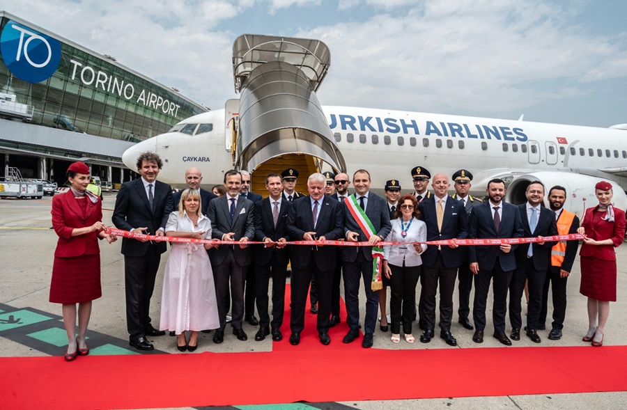 Taglio-del-nastro Aeroporto Caselle, inaugurato il nuovo volo Torino-Istanbul di Turkish Airlines