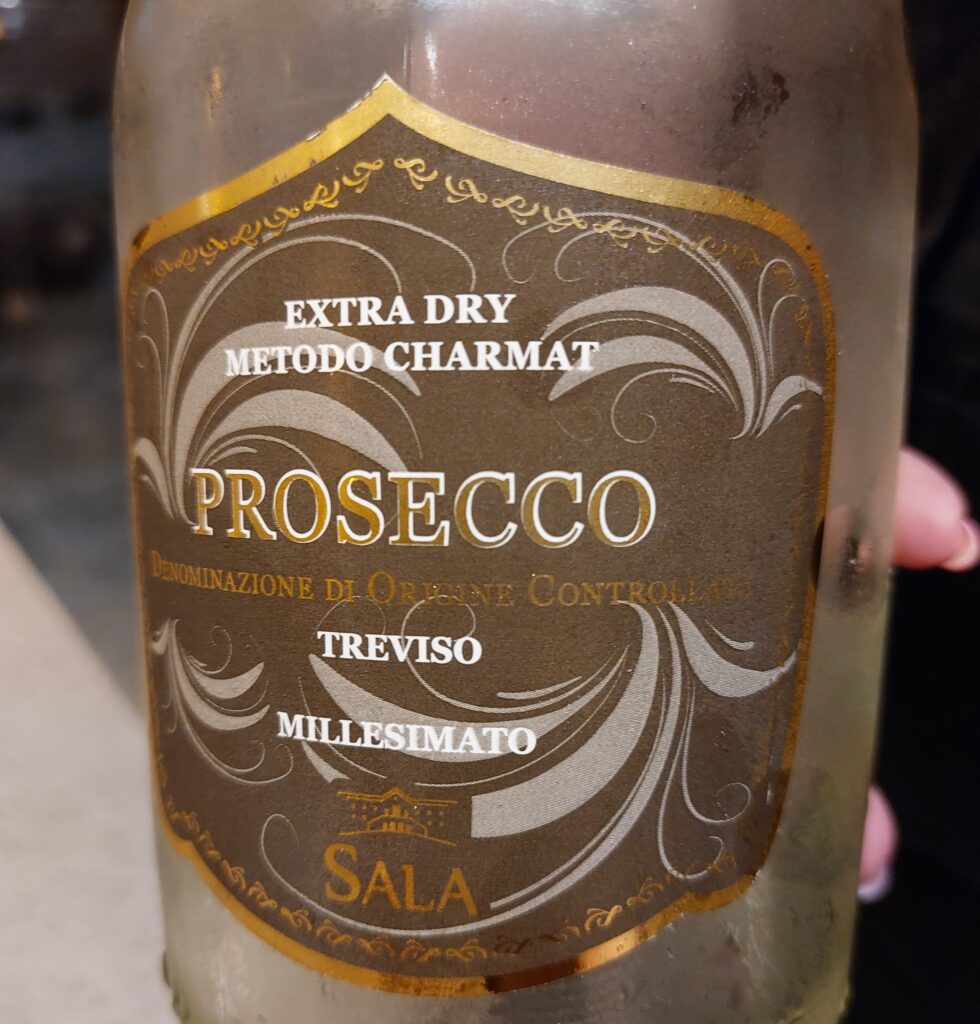sala-prosecco-980x1024 Capasanta, scampi, ricci di mare e petto d’anatra nella Madia gourmet in precollina