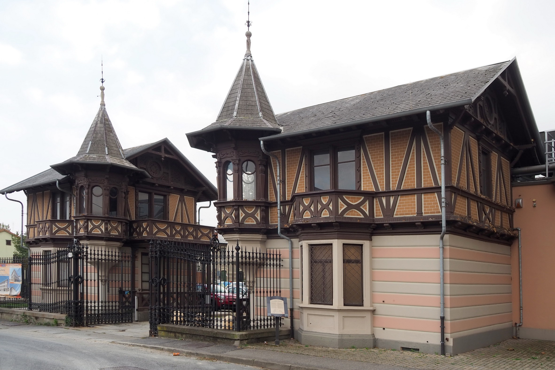 Villaggio Leumann