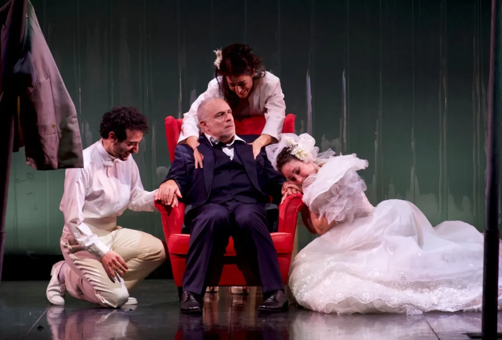 enzo-decaro-teatro-_2_-1024x694 "Non è vero ma ci credo": intervista a Enzo Decaro in scena al Teatro Gioiello dal 21 al 23 marzo