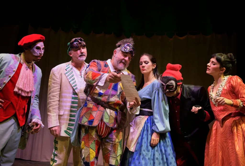 pennacchi_arlecchino-_2_-1024x694 "La modernità della maschera di Arlecchino": intervista ad Andrea Pennacchi