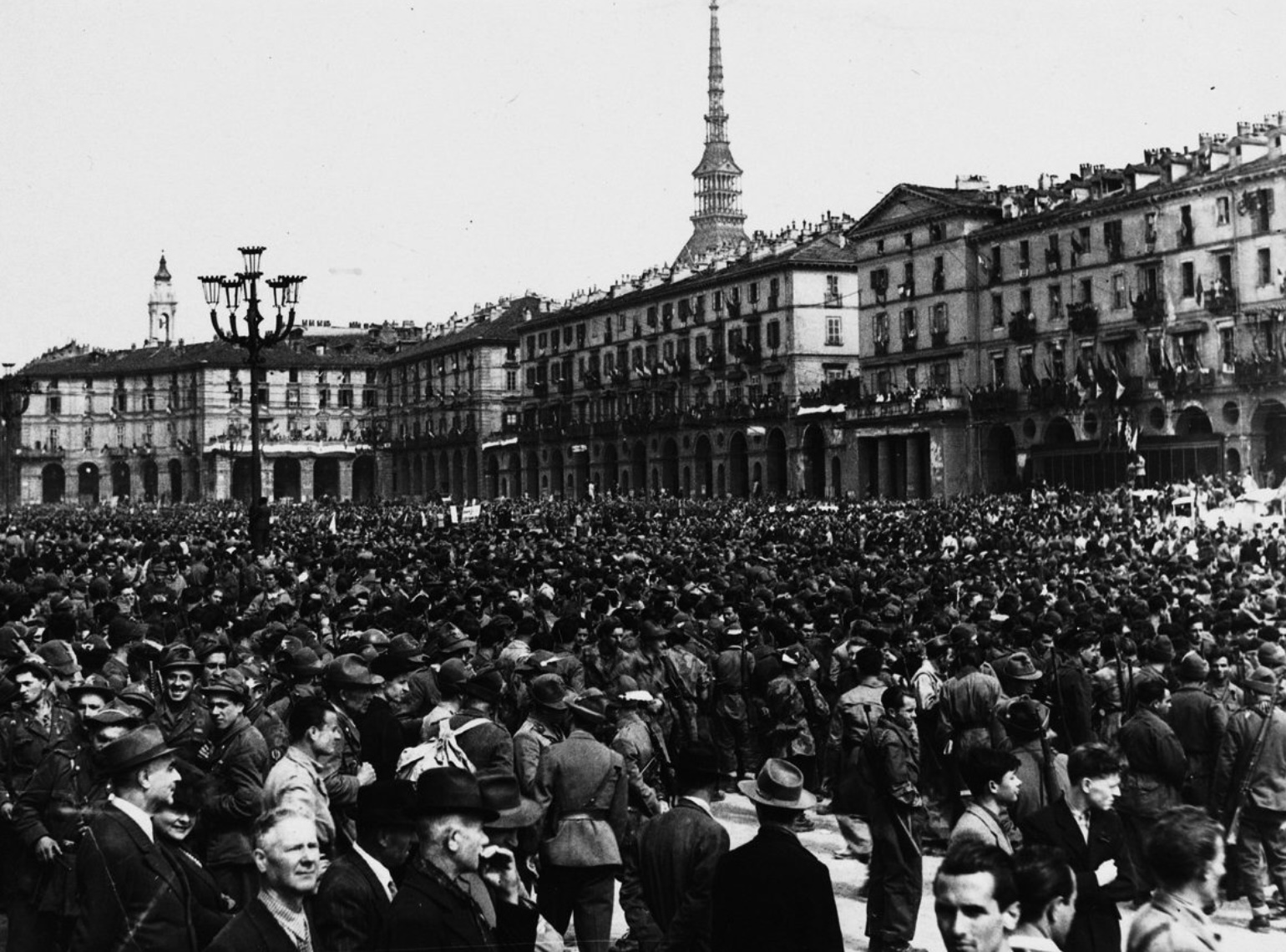 25-aprile-immagine-storica Torino