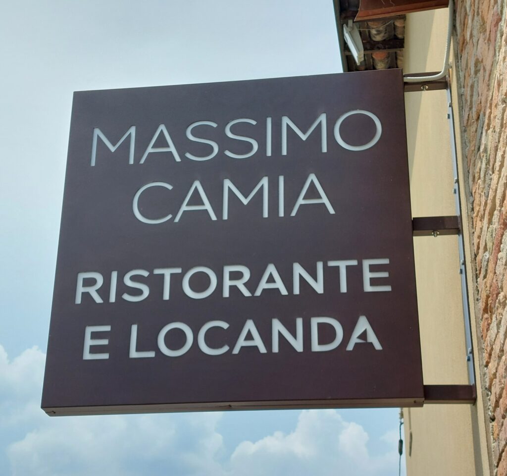 Camia-insegna-1024x961 Come si mangia da Camia a Fornaci di Novello