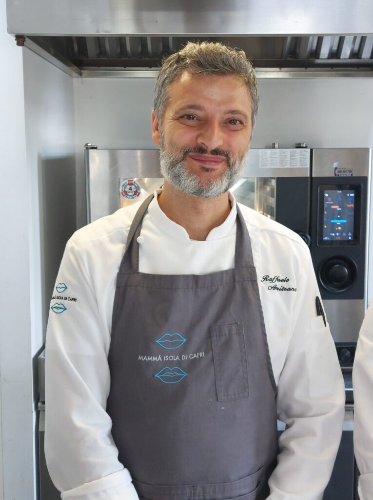 Raffaele-Amitrano2-765x1024 Sapori, profumi e colori del mare di Capri a Torino