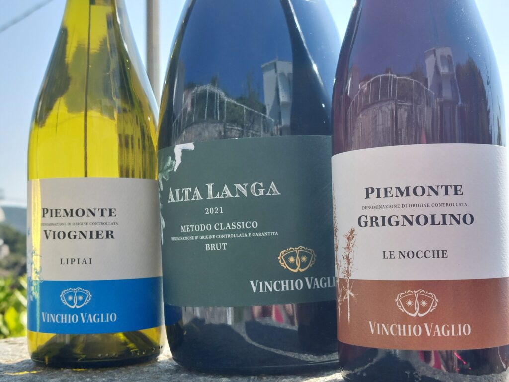 Vinchio-bottiglie3-1024x768 Tre vini per l’estate e una notte di festa prima della vendemmia a Vinchio Vaglio