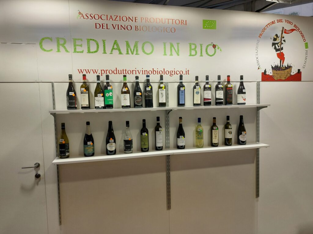 produttori-vino-biologico2-1024x768 Cinque Vini Bio da provare e una convinzione: «L’agricoltore ha capito quanto è importante la fertilità della terra»