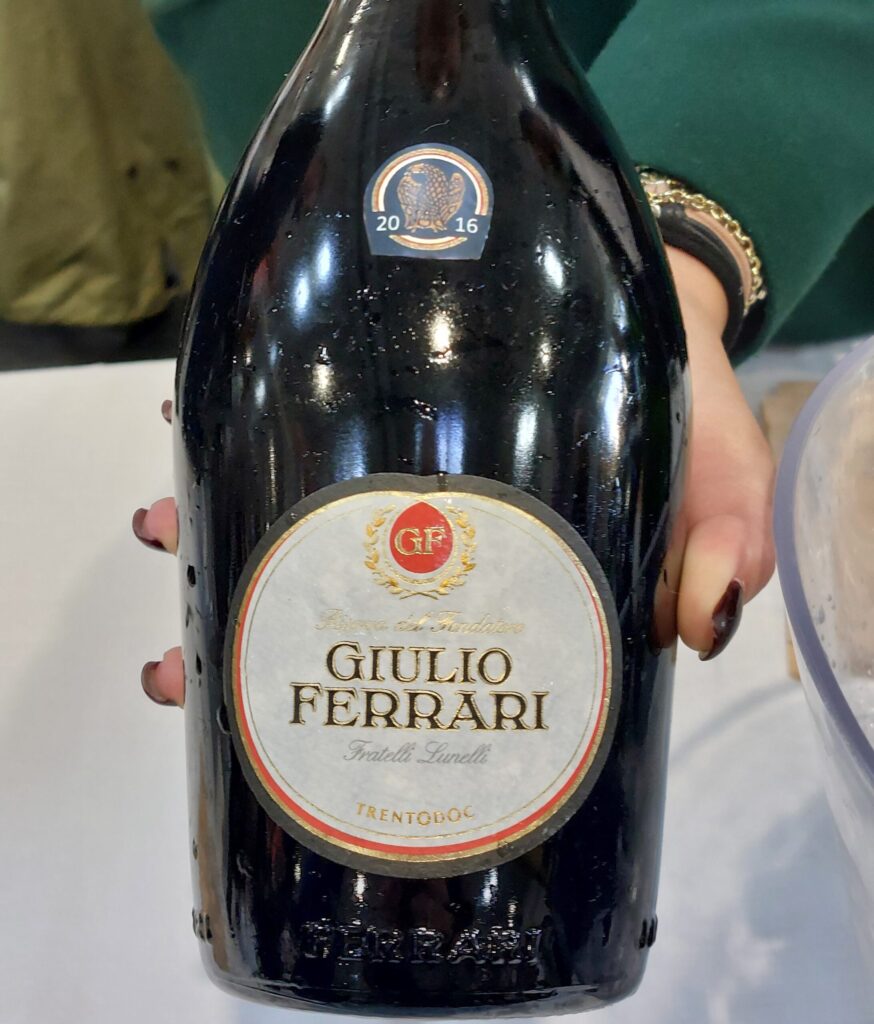 20251018_141706-874x1024 I migliori assaggi dalla guida Slow Wine