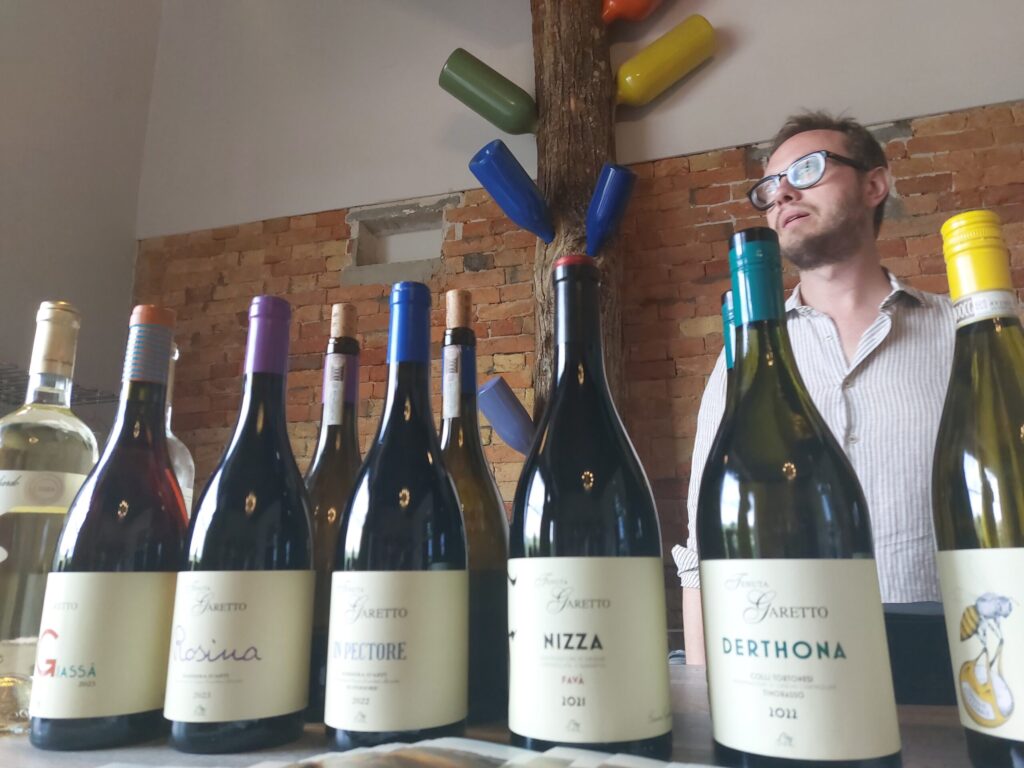 20260426_171500-1024x768 A Nizza Monferrato la primavera parla il linguaggio del vino