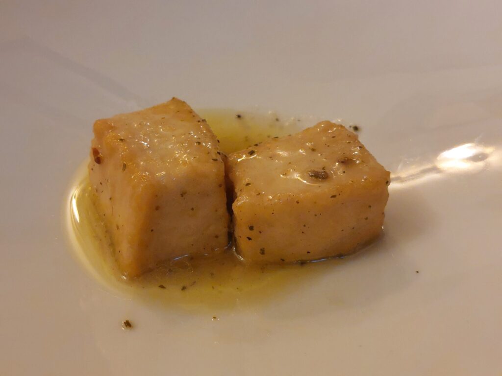 Pesce-spada-scaloppato-1024x768 Materia prima selezionata e pesce «che si senta il gusto»
